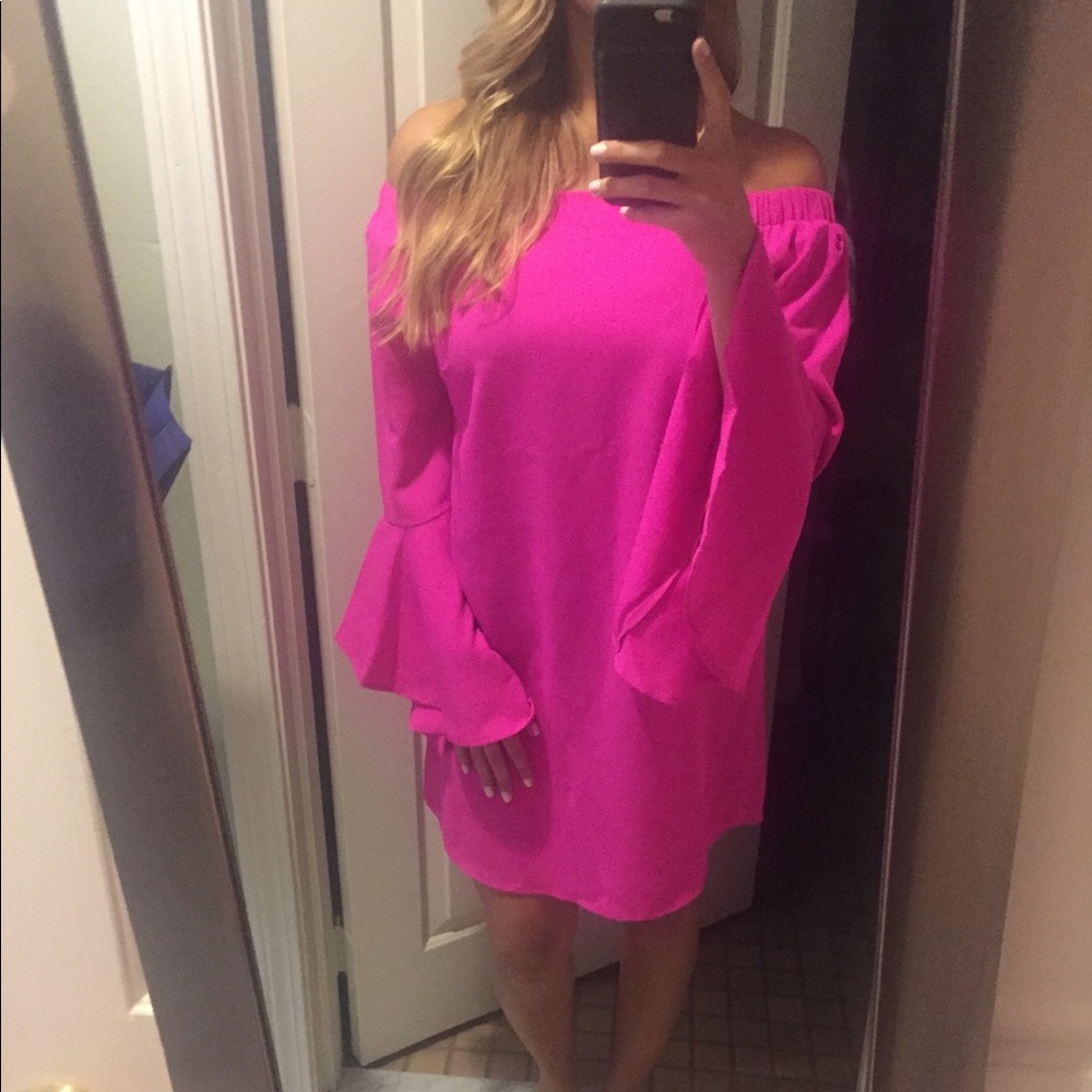 Eye of the Needle Off Shoulder Pink Dress, Size Small